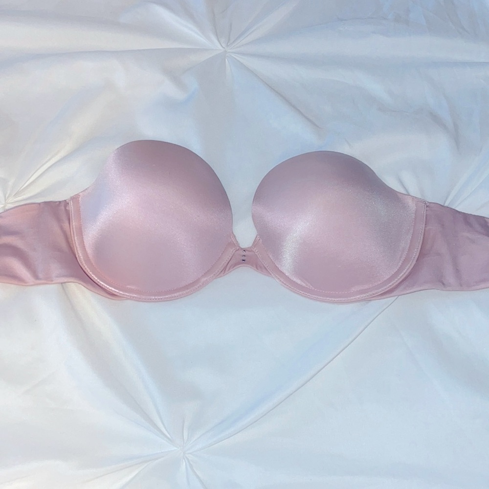 Victoria’s Secret Strapless Bra
